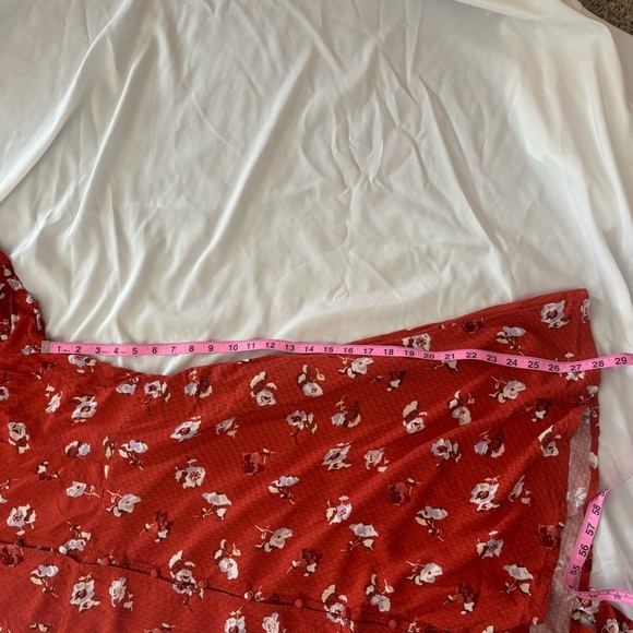 Universal Thread Red Floral Midi Dress - Picture 10 of 13